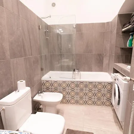 Realtanoda Budapest